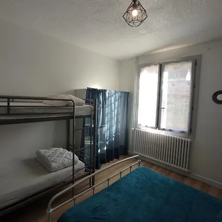 Apartment Lilas, Saint Antoine, Orcival, Entre Sancy Et Volcans. *
